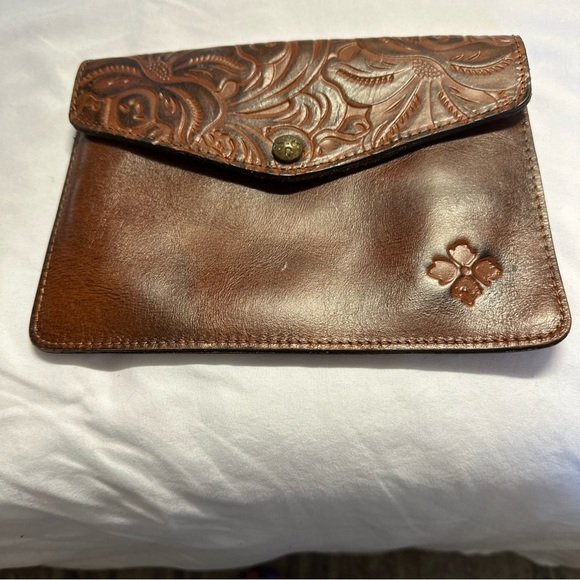 Patricia Nash clutch purse - Picture 8 of 8